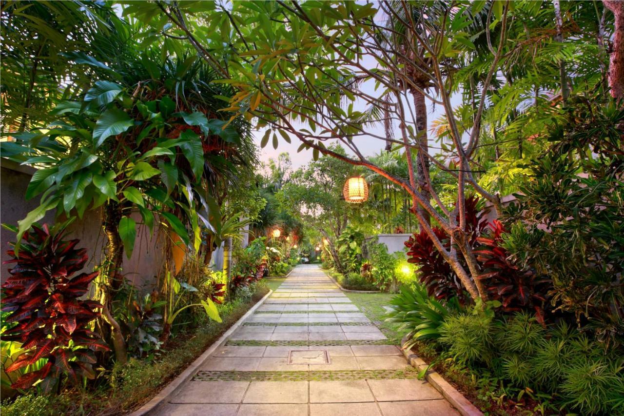 Kampoeng Villa Bali Kuta  Exterior photo